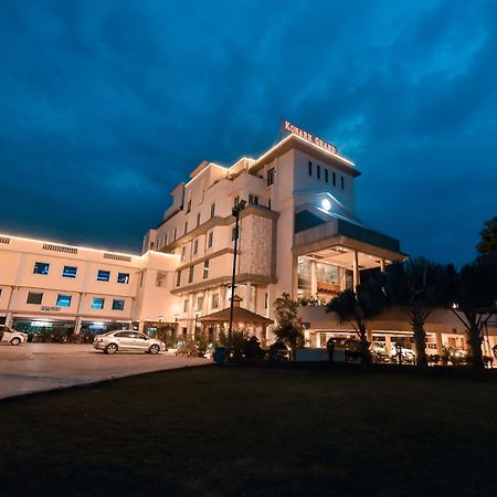Konark Grand Hotel Mirzapur Ngoại thất bức ảnh