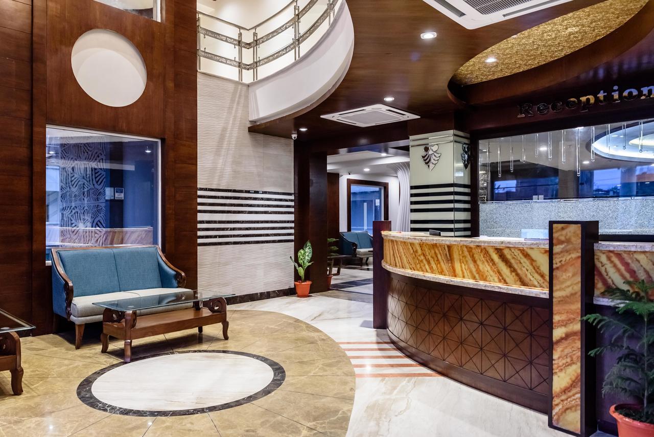 Konark Grand Hotel Mirzapur Ngoại thất bức ảnh